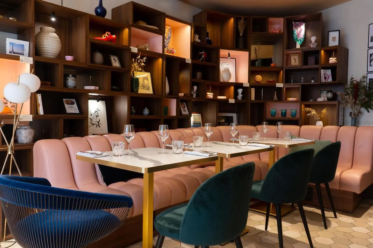 **** Hotel Maison Mere Paris France