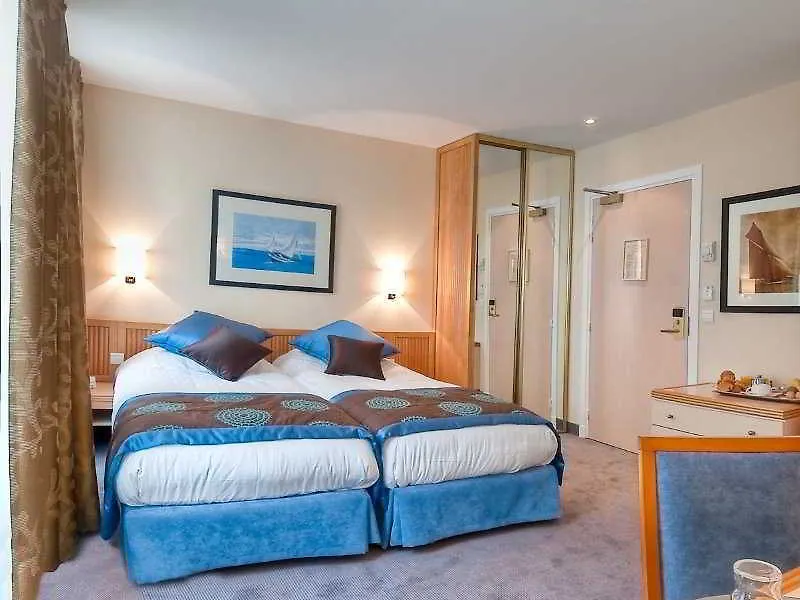**** Hotel Maison Mere Paris France